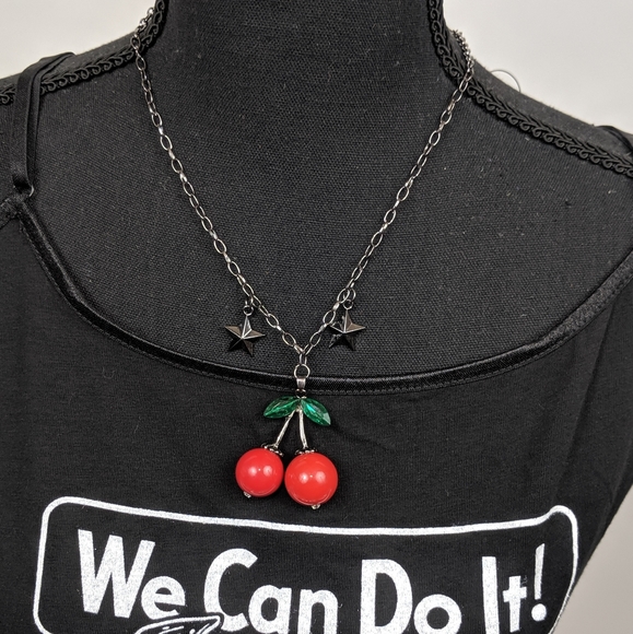 Rockabilly Cherries & Stars Necklace - Picture 5 of 5